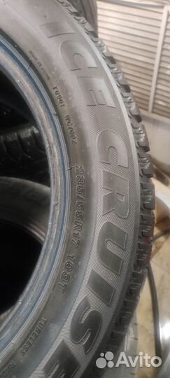 Bridgestone Ice Cruiser 7000 235/55 R17