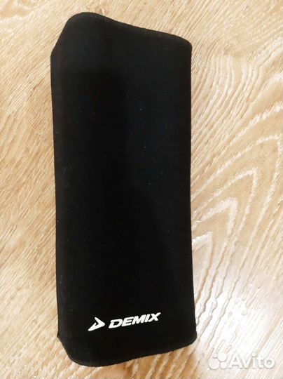 Суппорт колена Demix