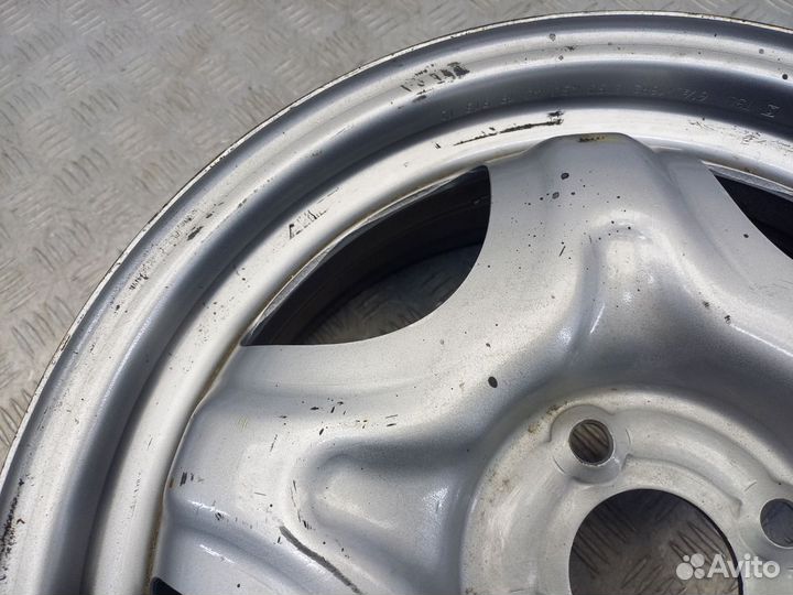 Штампованный диск R16 4x100