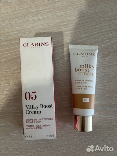 Clarins тональный крем 05