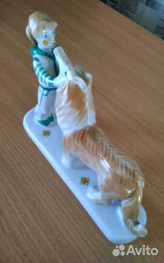 Фарфоровая статуэтка из СССР