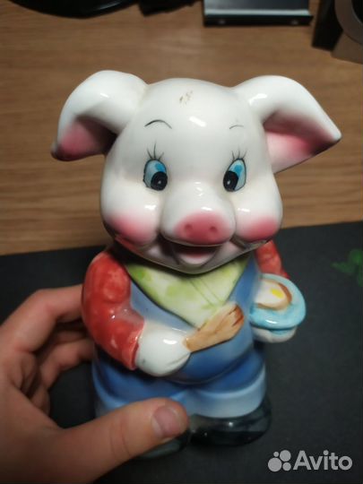 Копилка свинья