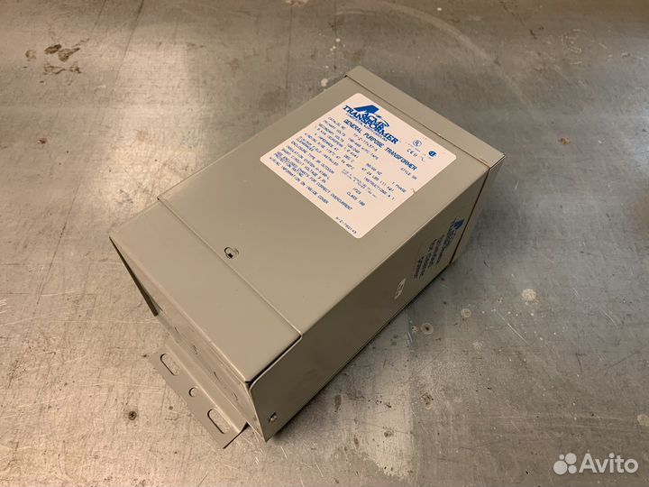 Понижающий трансформатор влагозащищенный