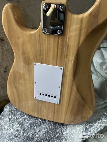 Электрогитара