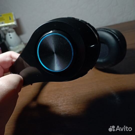 Беспроводные наушники