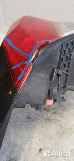 Фонарь с дефектом задний левый Toyota Rav4 axaa52