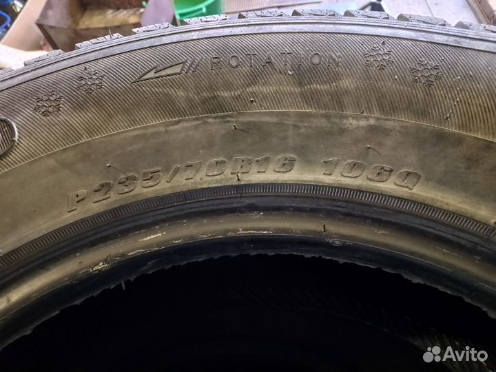 Hankook Snow Radial 909 235/70 R16