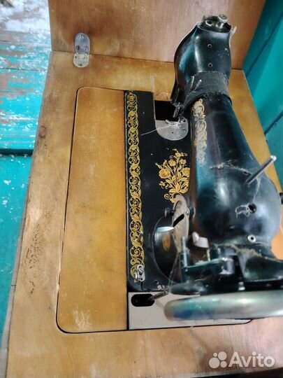 Швейная машина