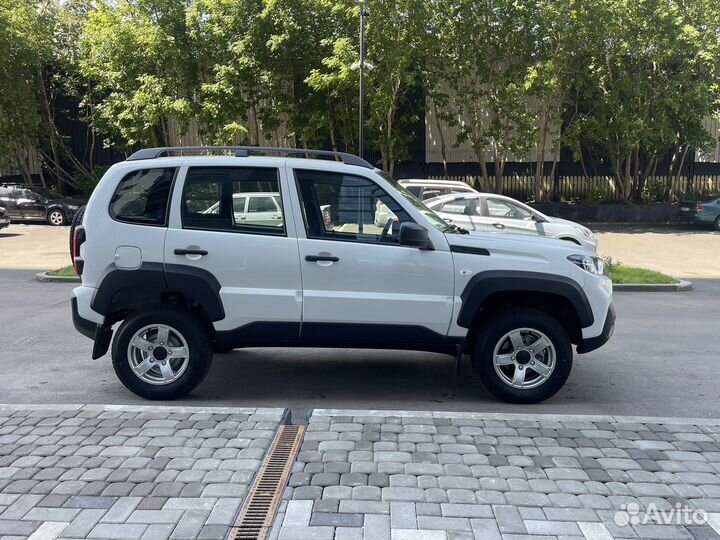 ВАЗ Niva Travel 1.7 МТ, 2023, 1 км