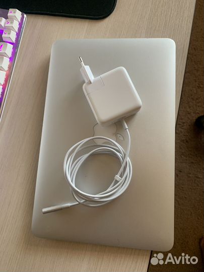 Apple MacBook Air 11 a1370