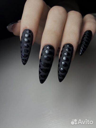 Маникюр на дому