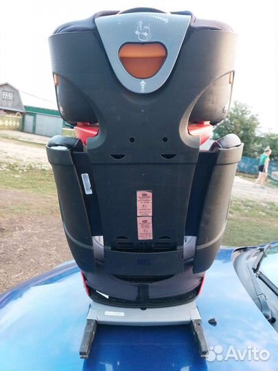 Детское автокресло 15 до 36 кг chicco