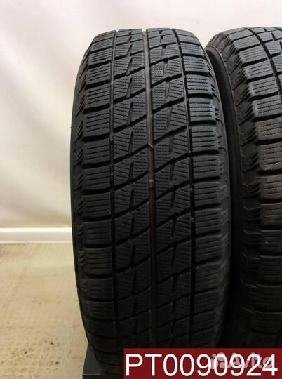Bridgestone Ice Partner 215/65 R16 98H