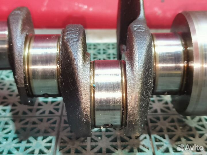 Колeнвал Fоrd Fоcus 2+ Volvo s40 1.6