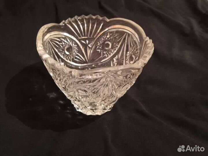 Хрустальная ваза