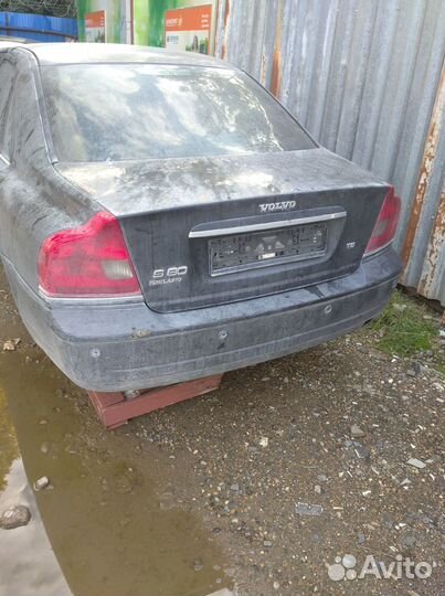 Вольво s80.крышка багажника.итд