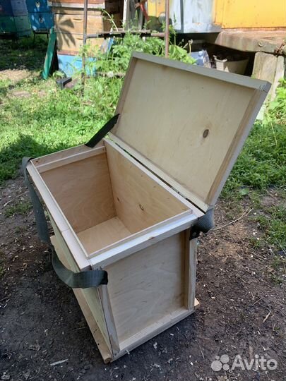 Рамконос для рамок и роевни для пчёл