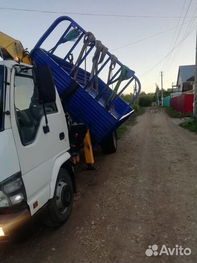 Isuzu NQR75 с КМУ, 2009