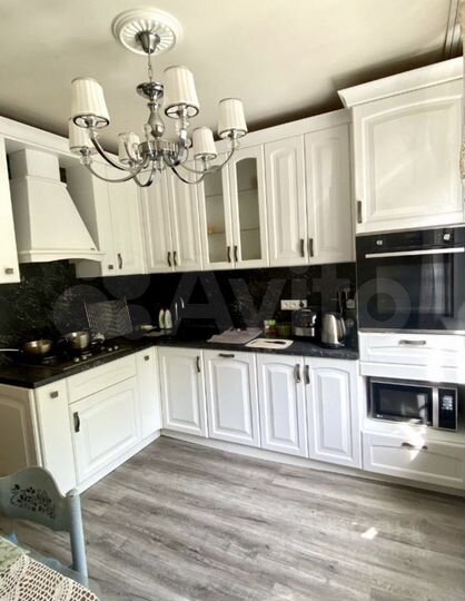 2-к. квартира, 55 м², 3/5 эт.