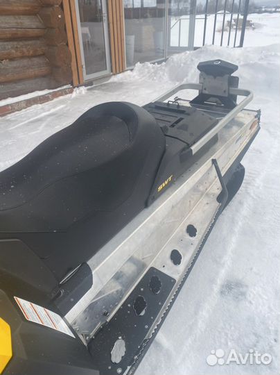 BRP Ski-Doo Scandic SWT 550