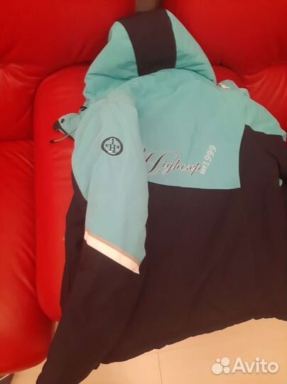 Куртка горнолыжная