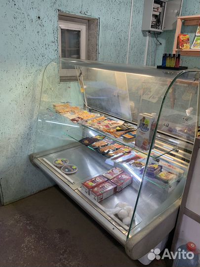 Холодильная витрина