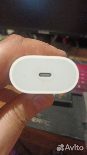 Зарядка на iPhone с проводом