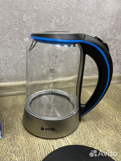 Чайник Vitek VT-7028 TR