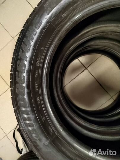 Bridgestone Dueler H/P 215/60 R17