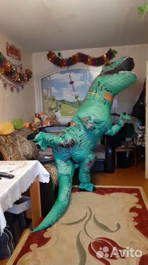 Прокат надувных костюмов