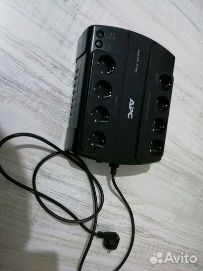 Ибп APC Back-Up ES 700