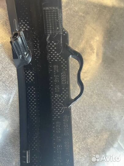 8W0-949-101 A левый указатель поворота Audi A4 B9