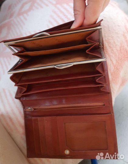 Портмоне из натуральной кожи