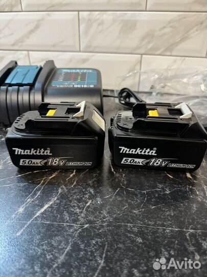 Аккумулятор makita 18 в 5.0Ач + зу