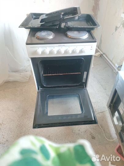 Плита электрическая electrolux