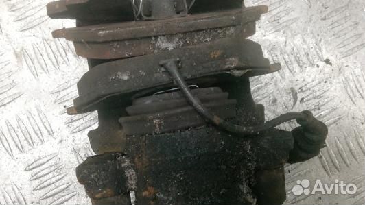 Суппорт тормозной передний левый volkswagen polo 4