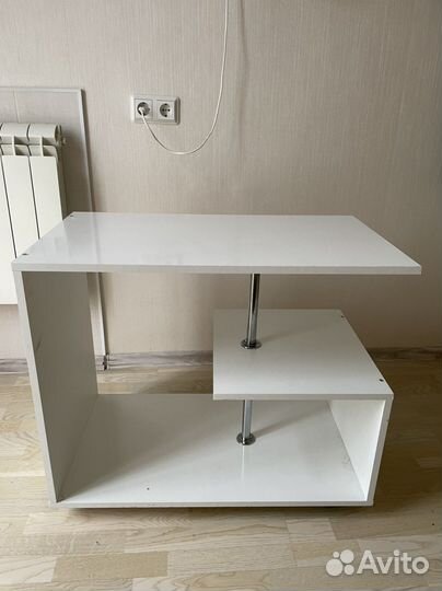 Столик тележка