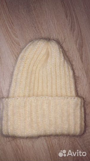 Шапка из мохера новая