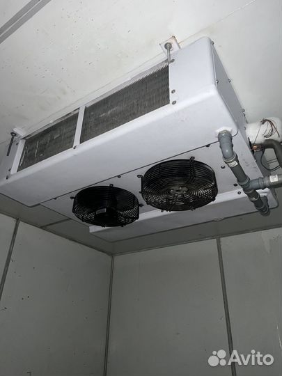 Продам морозильную камеру бу