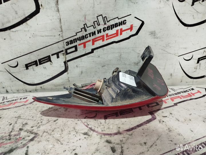 Фонарь nissan mazda wingroad JY12 NY12 Y12 22024857 левый 26555CV10A TA1128