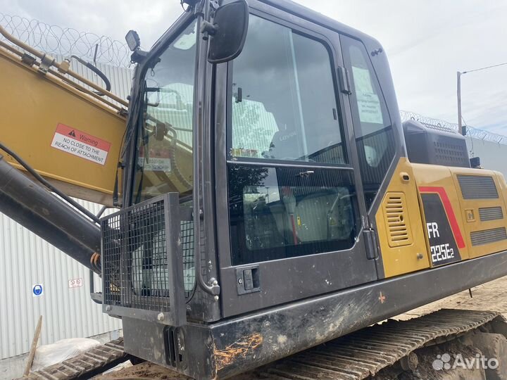 Гусеничный экскаватор Lovol FR225E2, 2023