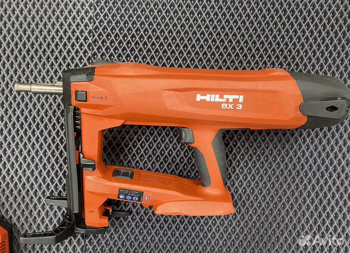 Монтажный пистолет Hilti bx 3 без акб