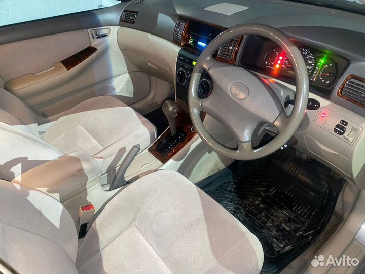 Toyota Corolla 1.3 AT, 2001, 200 000 км