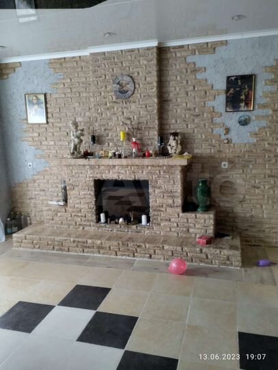 Дом 186 м² на участке 7 сот.