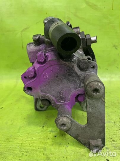 Гур (гидроусилитель руля) BMW M54B30 E83