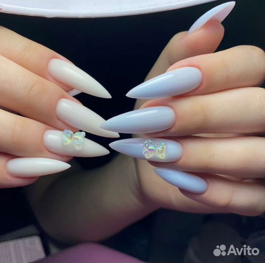 Маникюр с покрытием лаком