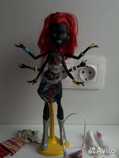 Кукла Monster High Вайдона Спайдер