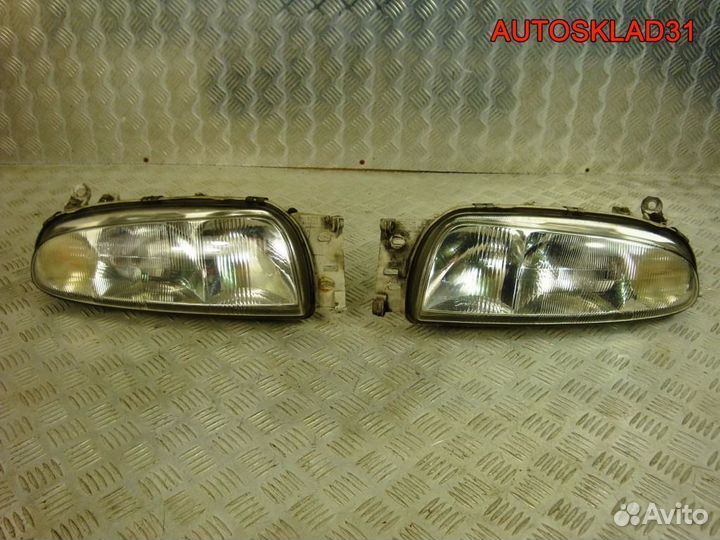 Фары Ford Фиеста 0301049201