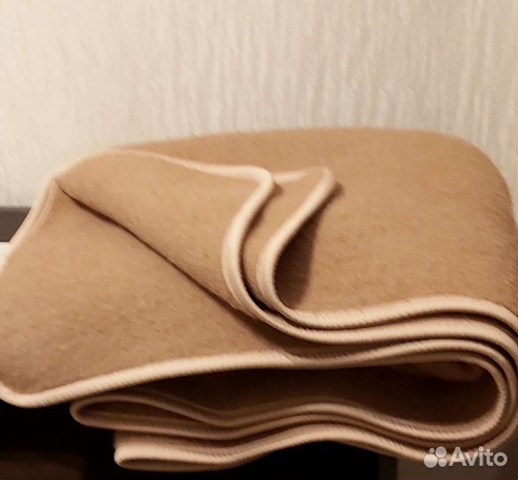 Одеяло из верблюжьей шерсти