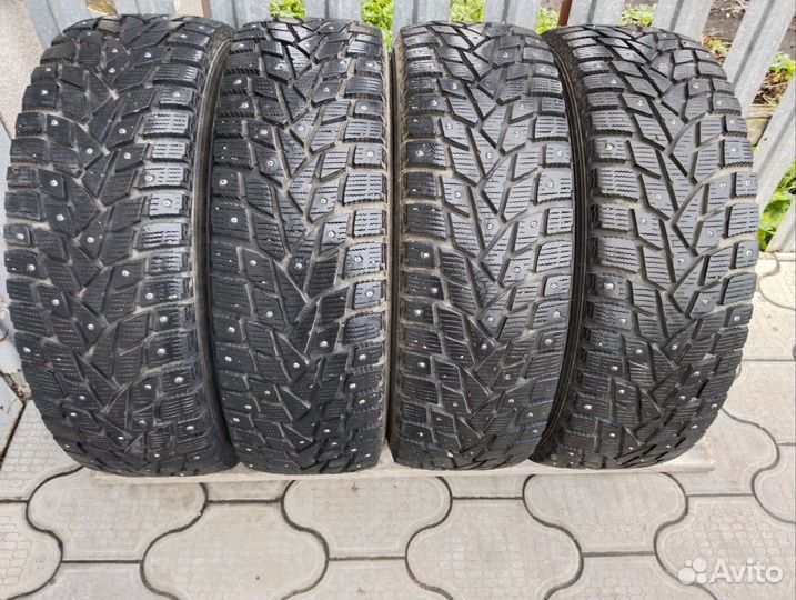 Dunlop Grandtrek Ice 02 215/60 R17 100T